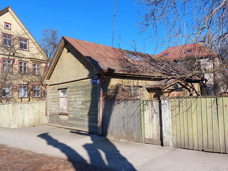 Pelgulinn: Ristiku 2 elamu rephoto