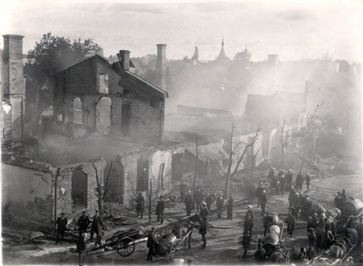 Photo. Hotel "Salong" burning 11. August. 1906. View "St. Petersburg" window.  duplicate photo