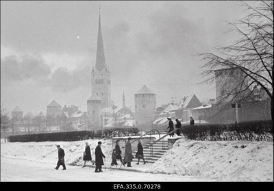 Vaade Tornide väljakule.  similar photo