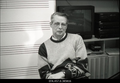 Helilooja, dirigent ja pedagoog Kustas Kikerpuu Tallinna G. Otsa nimelises Muusikakoolis.  similar photo