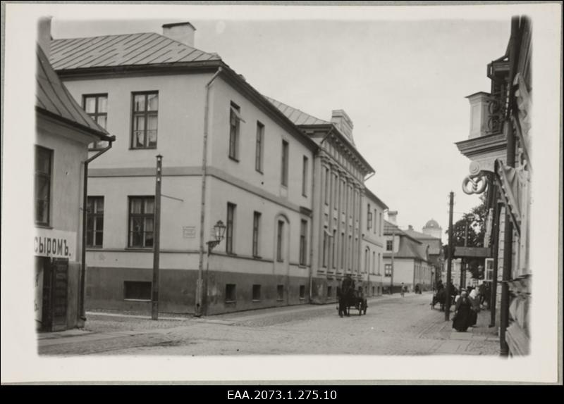 Tartu Aleksandri gümnaasiumi hoone Rüütli ja Munga tänava ristil