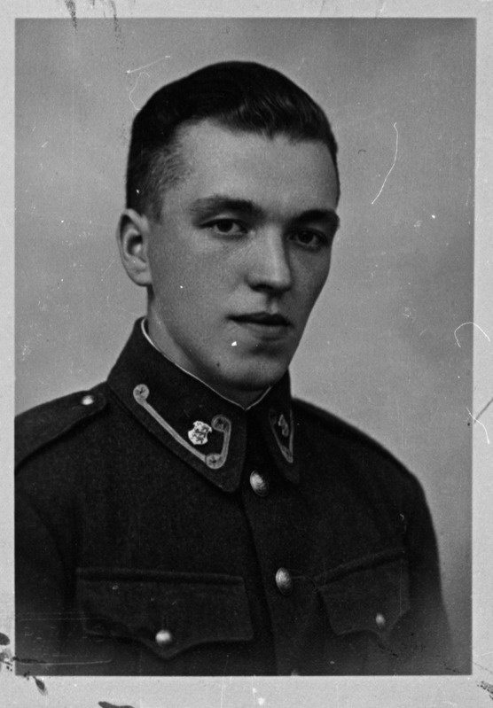 TPI komsomolialgorganisatsiooni sekretär Albert Laus, portree, 1950.a.