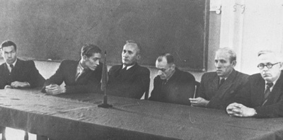 TPI nõukogu koosolek, vasakult E. Soonvald, H. Gross, L. Schmidt, E. Kangur, H. Laul ja H. Muischneek, 1951.a.  duplicate photo