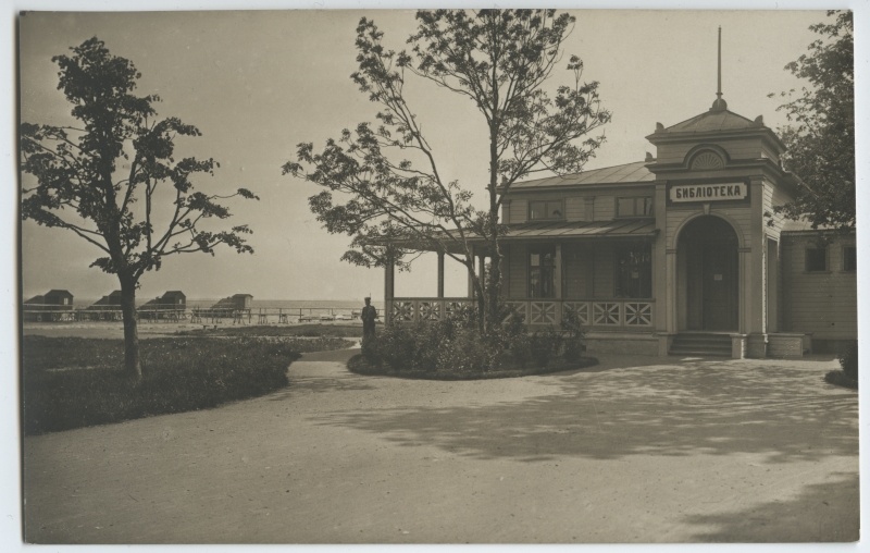 Library on Big Promenade, Haapsalus