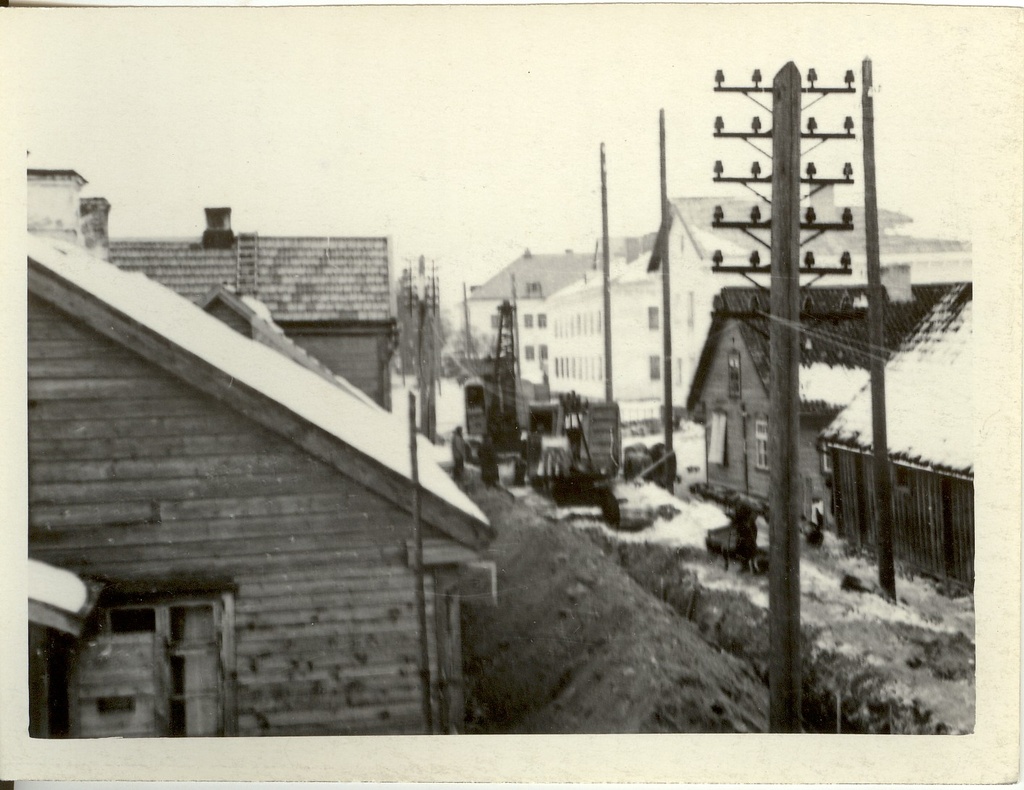 Photo, Kanalization works on the Suur-Hard Street in Paides 1959.
