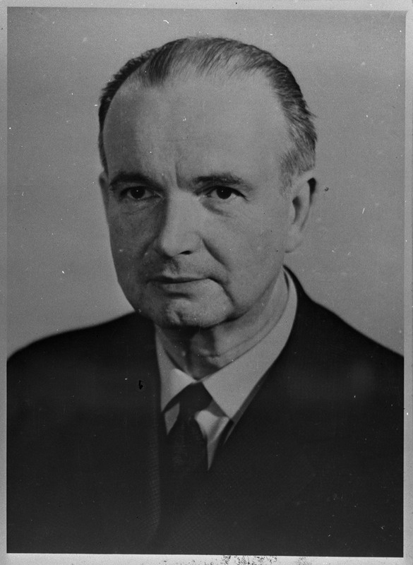TPI kauaaegne teadusala prorektor prof. Heino Lepikson, portree, 1970. aastad