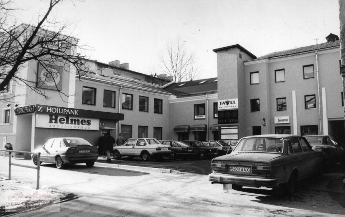 Riga mnt 35.  Tartu, 1998. Photo Aldo Luud.