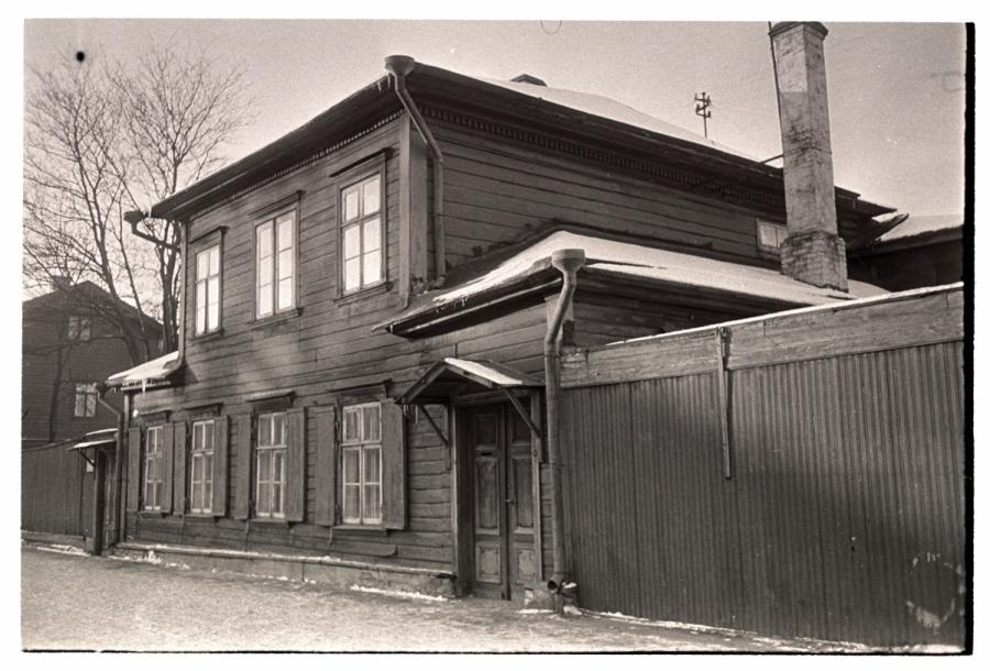 Tallinn, Narva highway 53, house where C.R. lived. Jakobson.