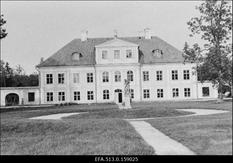Saue mõisahoone.