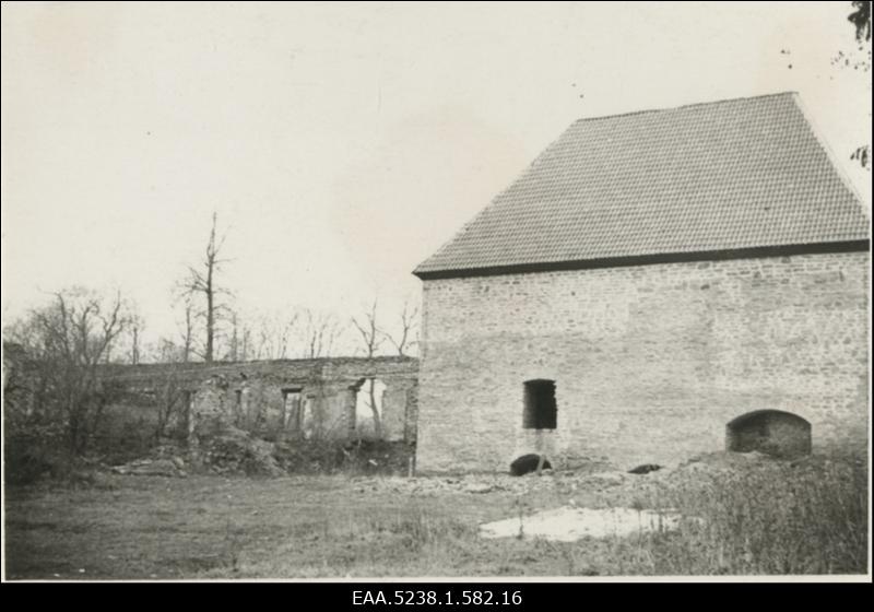 Järve linnus peale restaureerimist, vaade põhjast