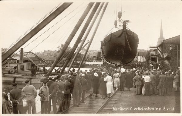 Watering "Merikaru" at the port of Tallinn