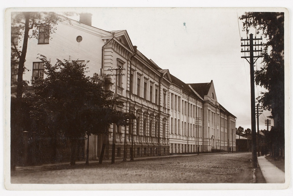 Tartu. Ülikooli Instituut