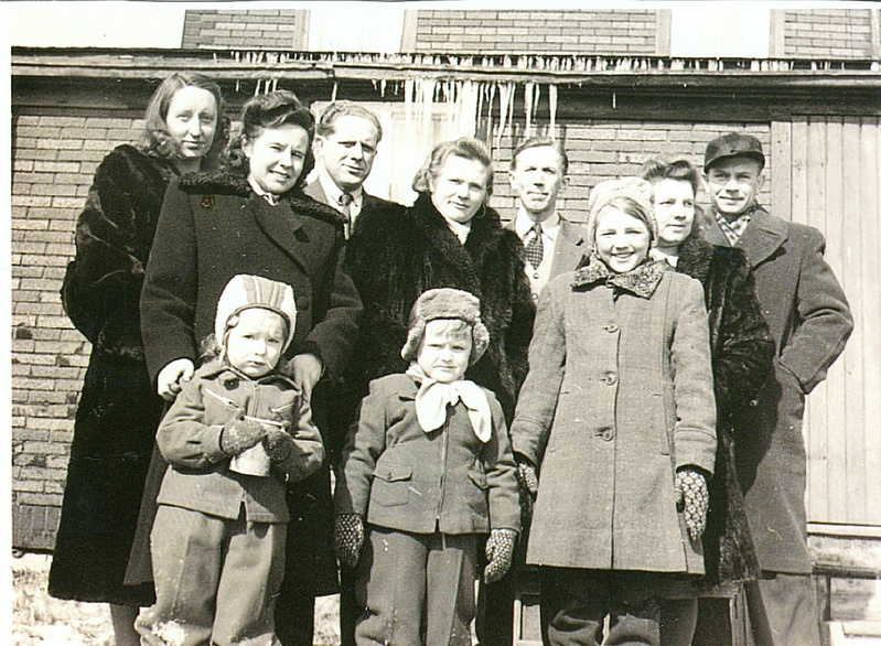 Grupipilt eestlastest Kanadas, 1950. aasta