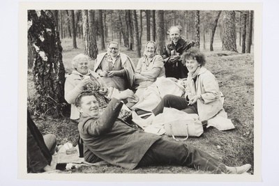 Piknik-puhkehetk Kauksi rannas 1956  similar photo