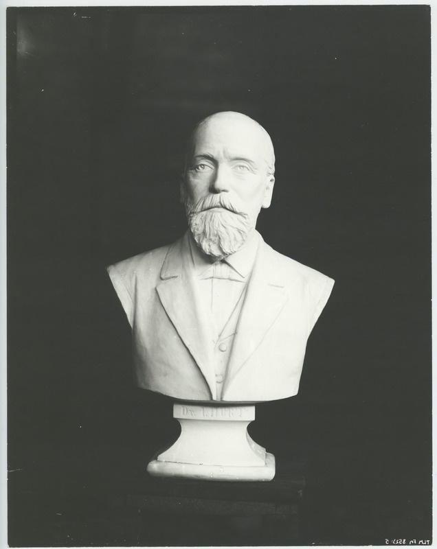 A. Weizenberg - J. Hurda büst 1891. aastast.
