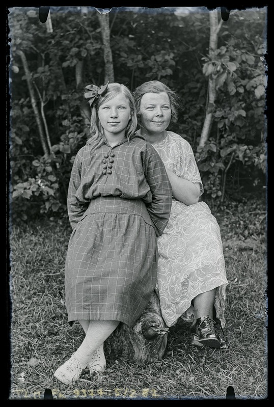 Paarisportree: Maali Kattenbach õega