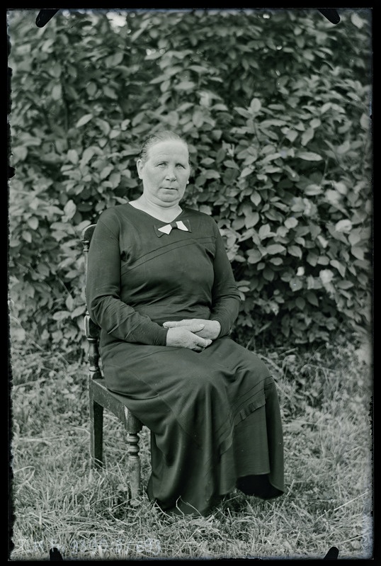 Portree: tundmatu naine.