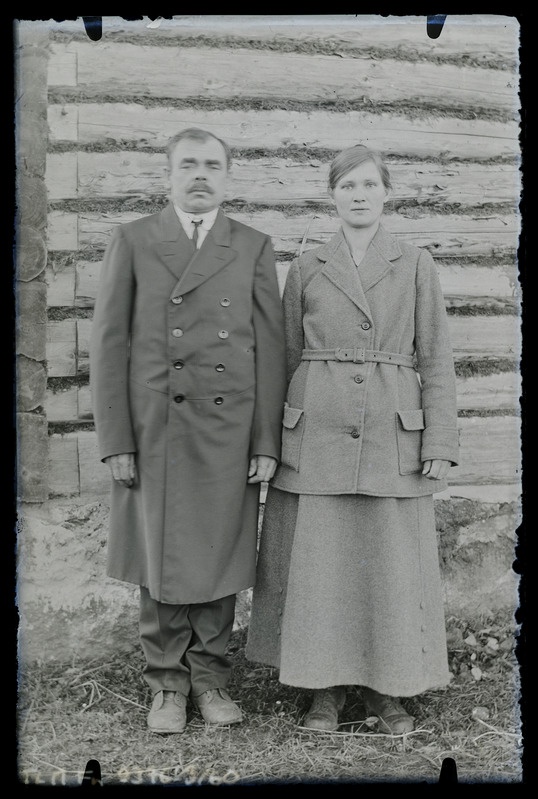 Paarisportree: Villem ja Liisa Saueauu