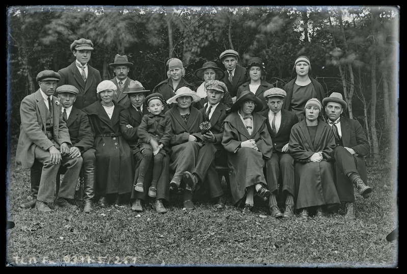 Grupiportree: Tuhala noored