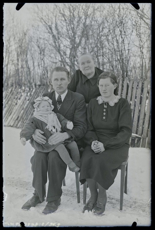 Grupipilt: perekond Sommer