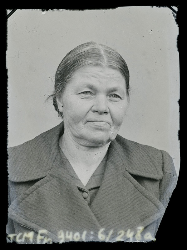 Portree: tundmatu naine