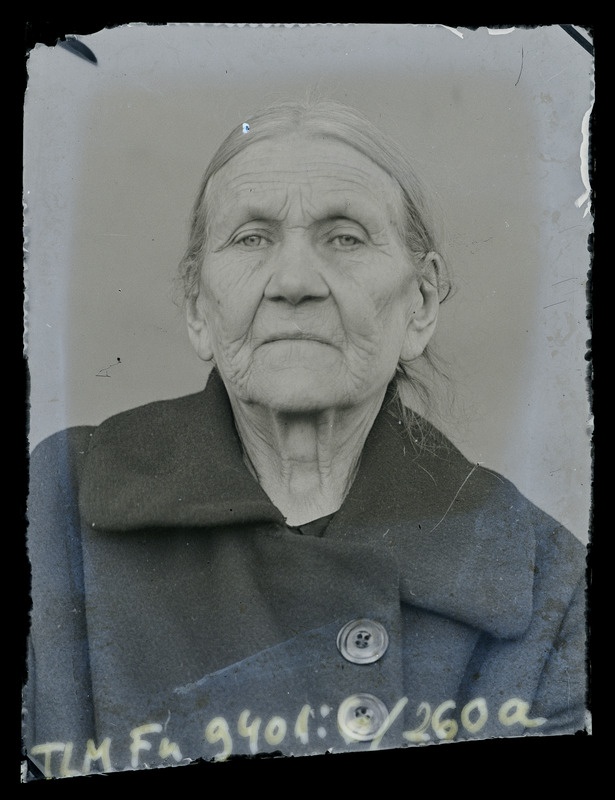 Portree: tundmatu naine