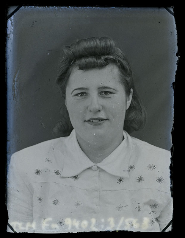 Portree: tundmatu naine