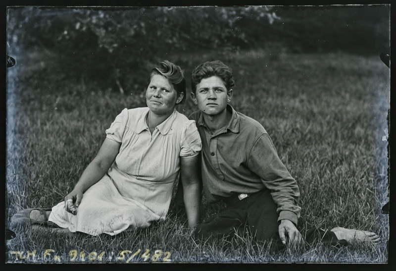 Kaksikportree: naine ja mees - tundmatud