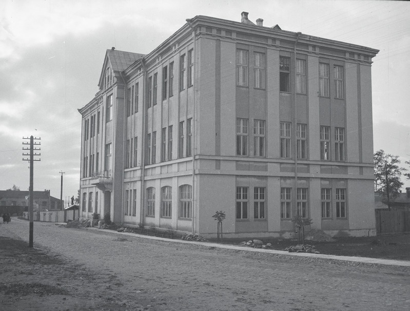 Õppehoone. Tallinna Tehnikaülikool. Asutatud 1936.a.
