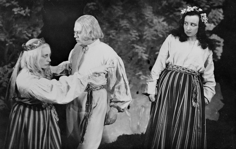 Libahunt, Draamateater, 1941, Mari - Aino Talvi, Margus - Voldemar Alev, Tiina - Linda Tubin