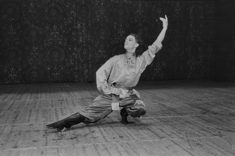 Koreograafilise Kooli õpilasõhtu, Teater Estonia, 1952, osades: Vene tants, Aleksei Tšugai