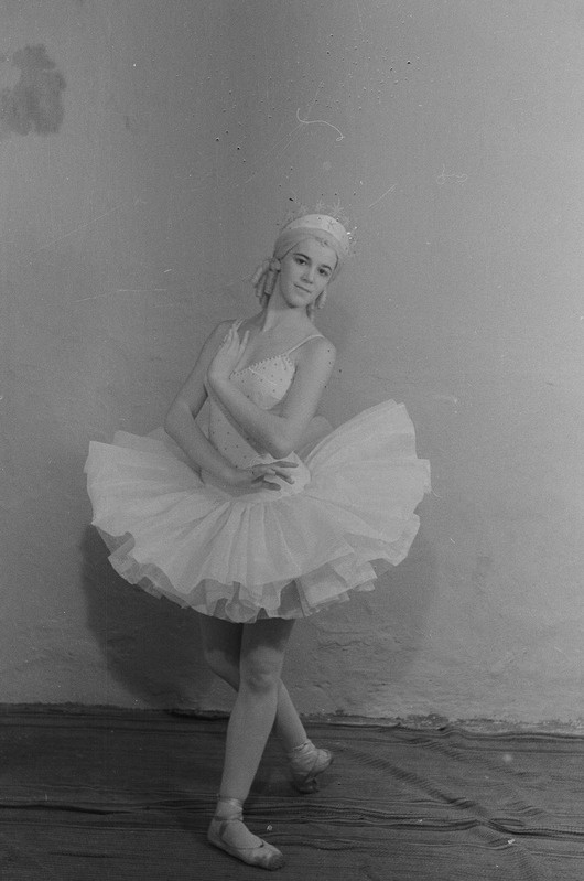 Koreograafilise Kooli õpilasõhtu, Teater Estonia, 1952, osades: Lumehelbeke – Ilse Adusson – Toome