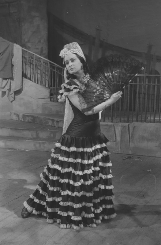 Carmen, Teater Estonia, 1947, pildil: Asta Ots, balletiartist