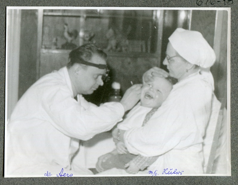 Arstlik läbivaatus Tallinna Linna Laste Tuberkuloosisanatooriumis