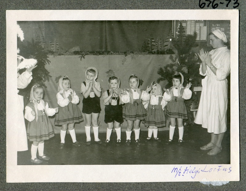 Tants rätikutega. Tallinna Linna Laste Tuberkuloosisanatoorium