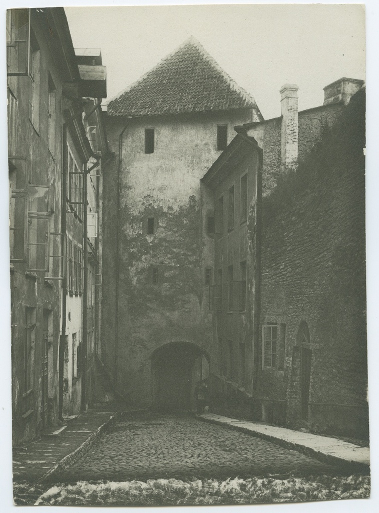 Tallinn, Pika Foot Gate, view Pika Foot.