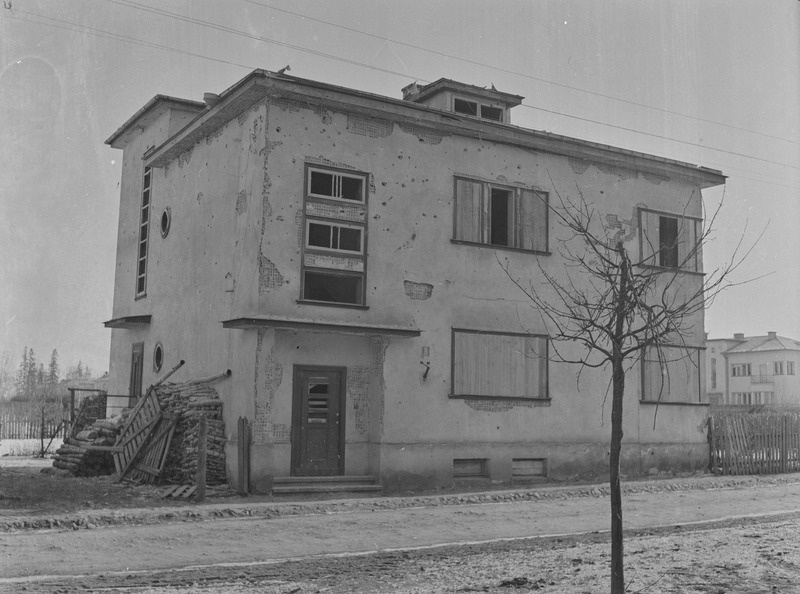 Taara pst. 8 korter filmitud pärast õhurünnakut 26/27. märtsil 1944.a.
