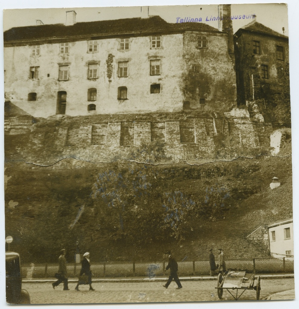 Tallinn, Toompea, view from wide street.