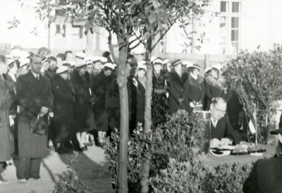 Tartu Ülikooli instituutide hoone (keemiahoone) nurgakivi panek 5.detsembril 1938  similar photo