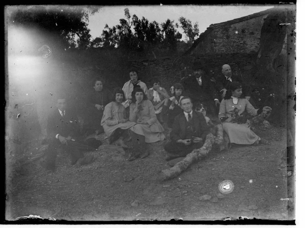 [Excursion] - Group portrait on a mountain excursion.