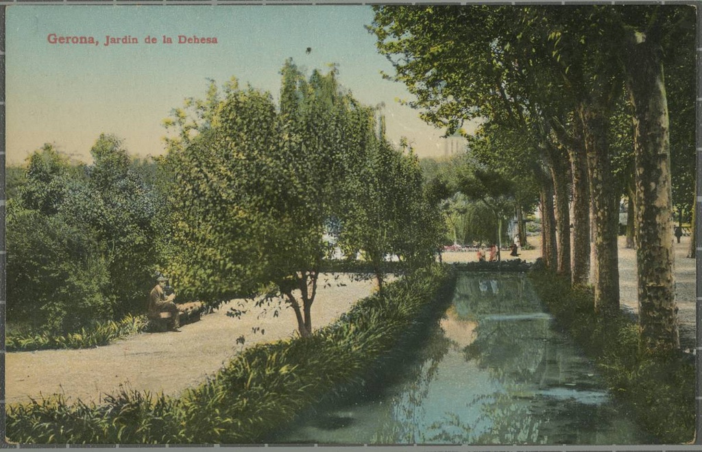 Gerona, Jardin de la Dehesa - Partial view of the Dehesa and the gardens of Queen Victoria with the stream as a central element