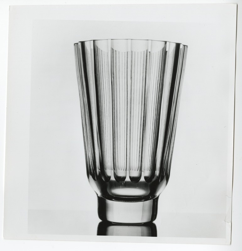 "Tarbeklaasi" tootenäidis - M. Maasikas vaas "Ringtants"1962.a.