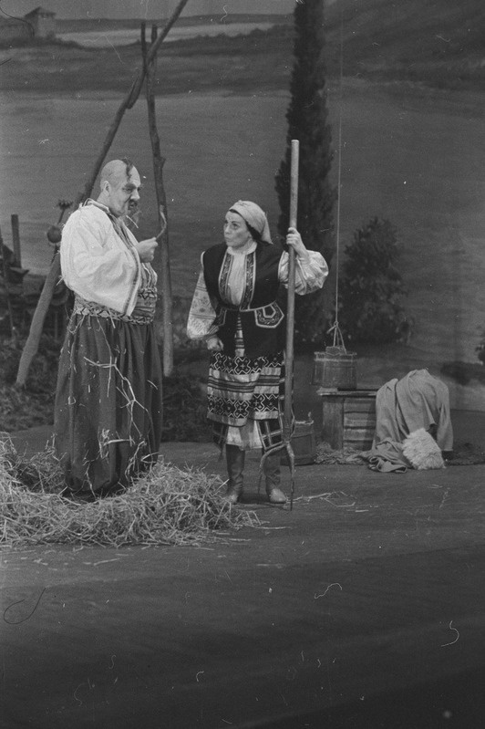 Zaporoožlane Doonau taga, Teater Estonia, 1948, osades: Karass – Ott Raukas, Odarka – Elsa Maasik