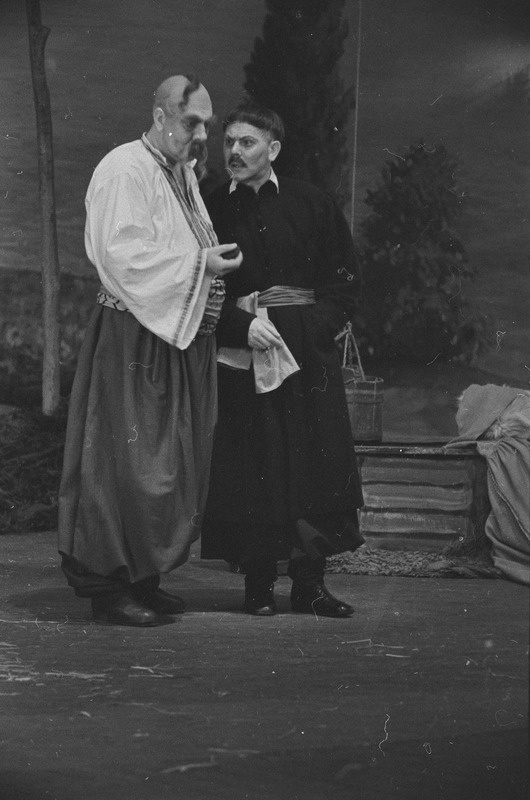 Zaporoožlane Doonau taga, Teater Estonia, 1948, osades: Karass – Ott Raukas, Prokop – Alfred Mering