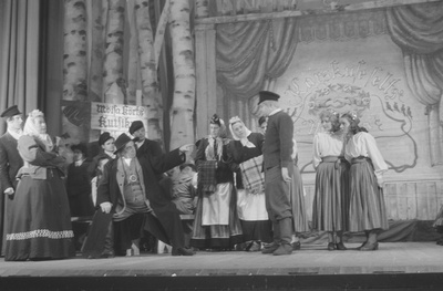 Kosjasõit, Teater Estonia, 1947, osades: Volmer Vomm – Andres Särev  similar photo