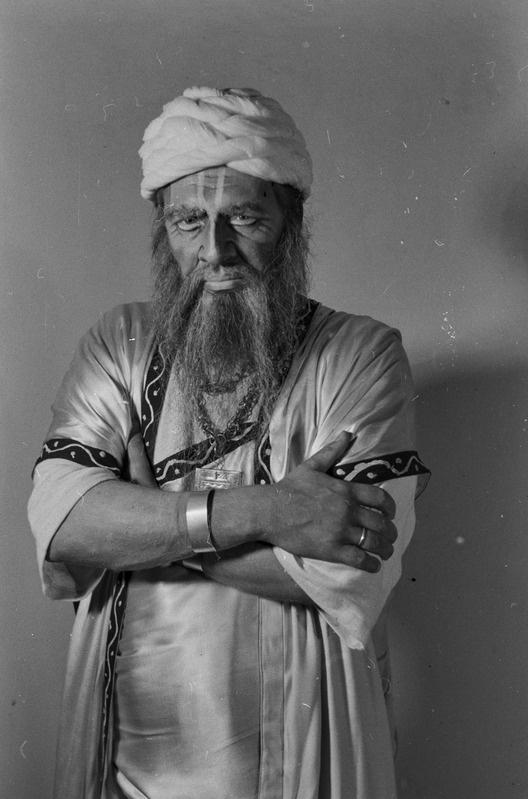 Lakme, Teater Estonia, 1951, osades: Nilakanta – Ott Raukas