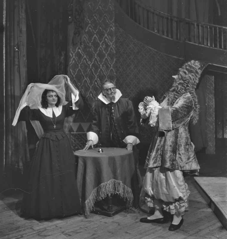 Don Pasquale, Teater Estonia, 1947, osades: Norina – Milli Rebane, Malatesta – Georg Ots, Don Pasquale – Aaro Pärn