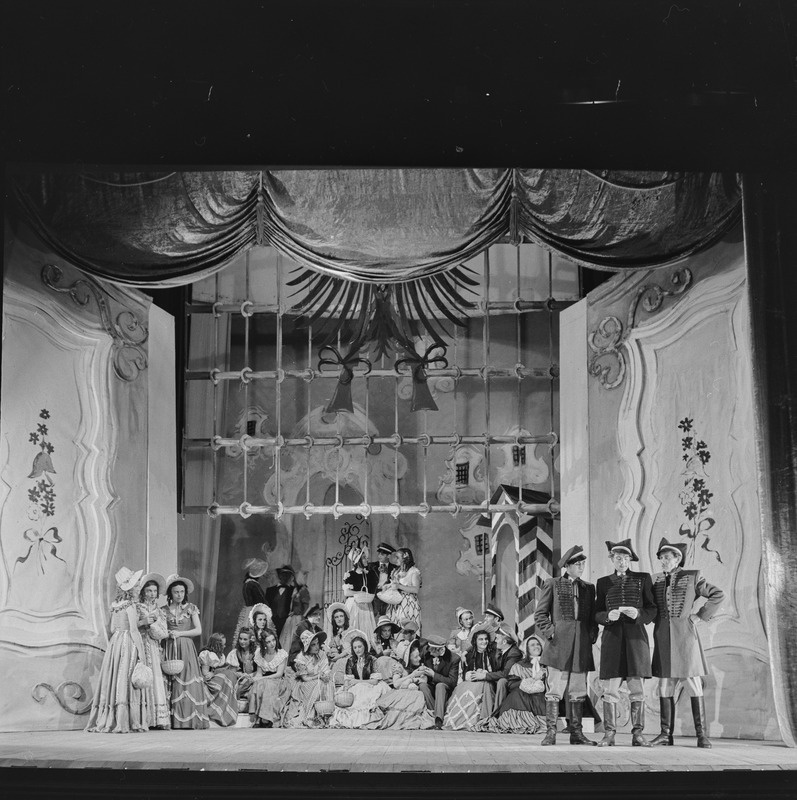 Kerjusüliõpilane, Teater Estonia, 1947, pildil: stseen etendusest