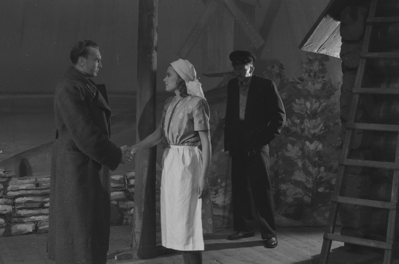 Tagaranna meeste kalakuunar, Teater Estonia, 1947, osades:  Lautri Tiudur – Heino Mandri, Arila Hermi – Erika Torger, Panga Sander – Harald Metsis