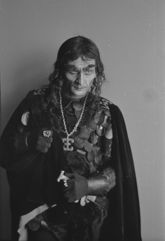 Kalevipoeg, Teater Estonia, 1948, osades: Sorts – Boris Blinov